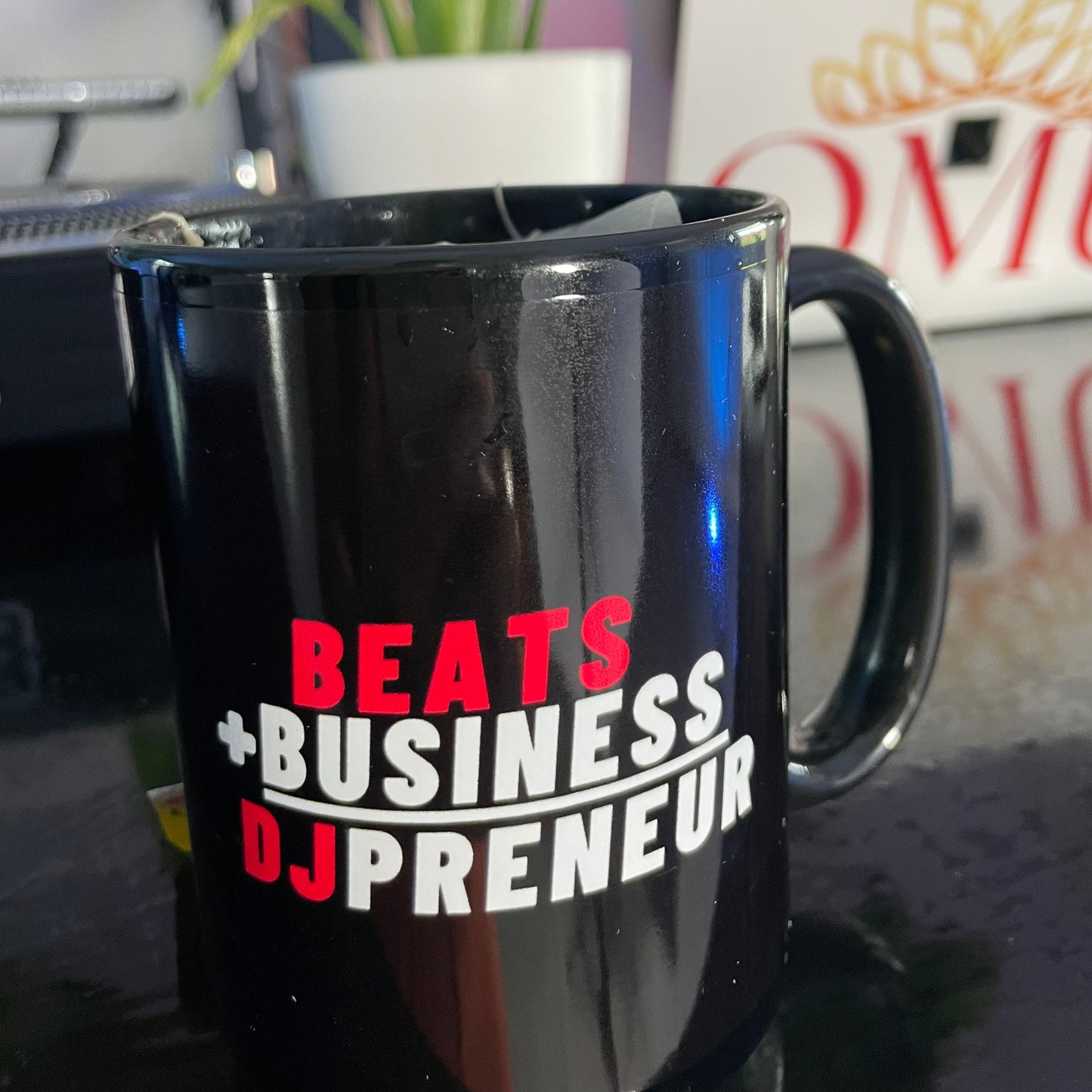 Beats + Business DJpreneur Mug – Hustle Meets Harmony